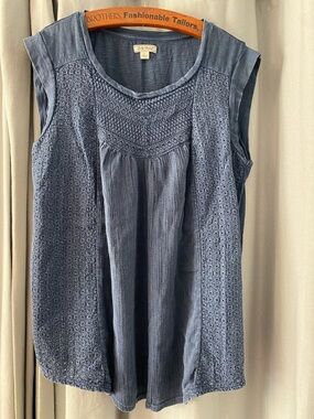 Lucky Brand Indigo Eyelet Yoke Distressed Sleeveless Tank, Women’s Size Large